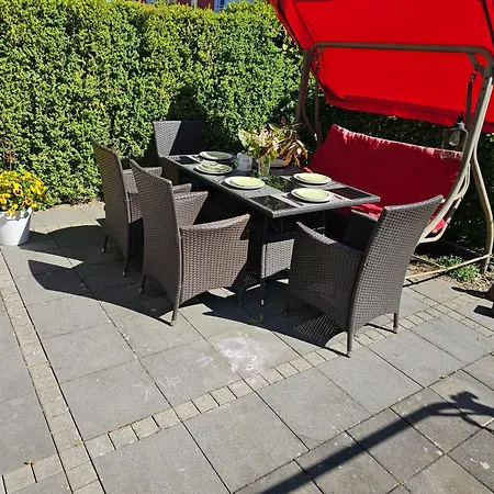 - In Koblenz, Terrasse-garten Apartment Koblenz (Rhineland-Palatinate)