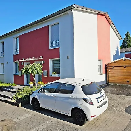 - In Koblenz, Terrasse-garten * Koblenz (Rhineland-Palatinate)